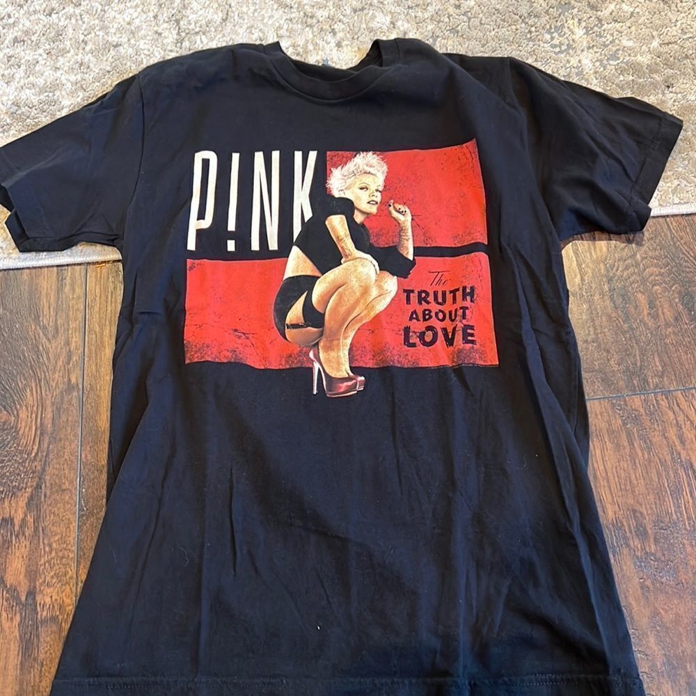 Pink The Truth About Love Tour 2013 T-Shirt size S